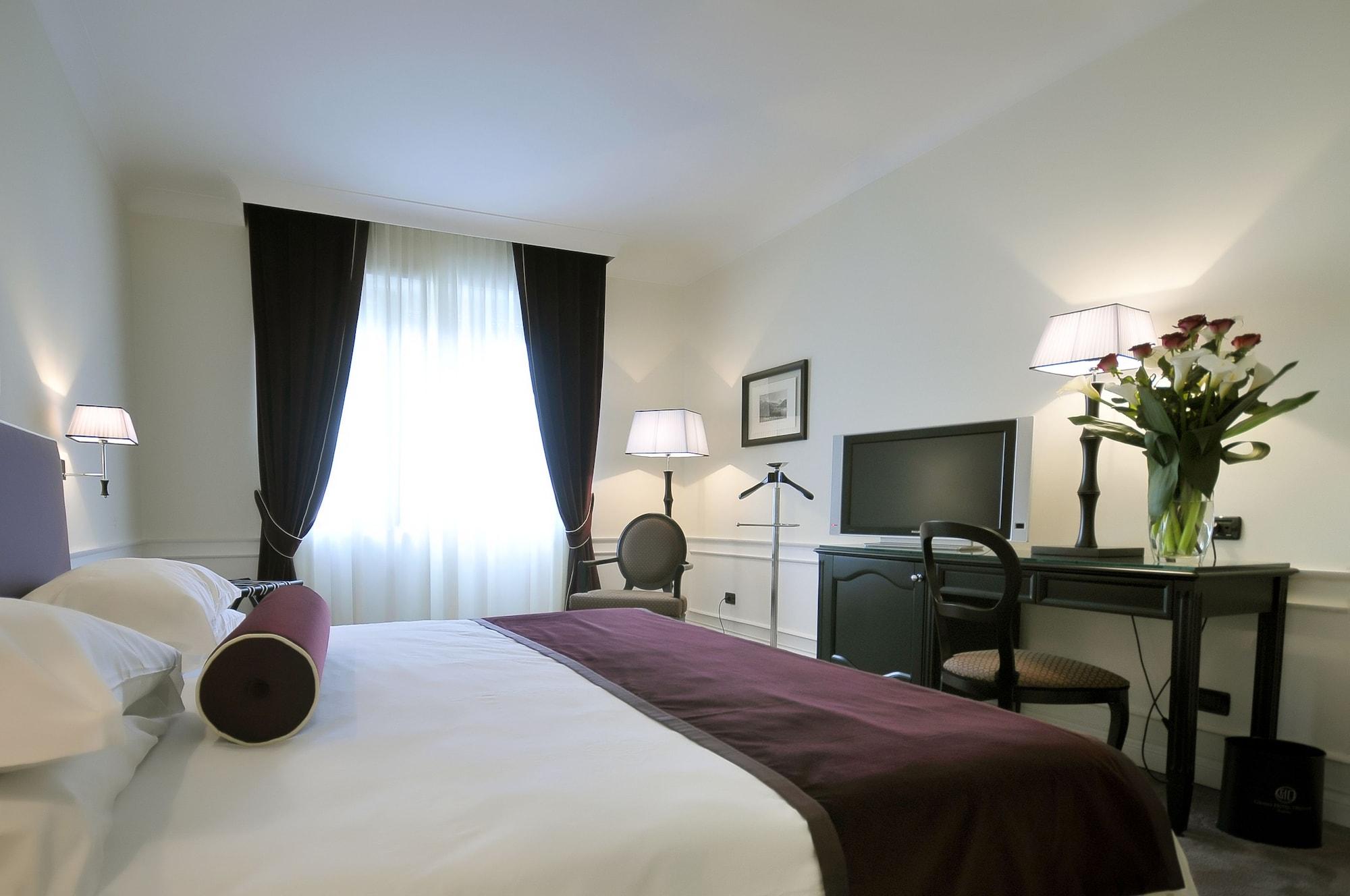 Grand Hotel Oriente Napoli Esterno foto
