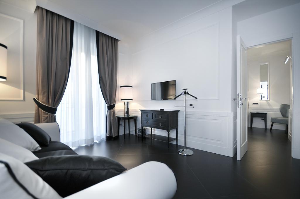 Grand Hotel Oriente Napoli Esterno foto